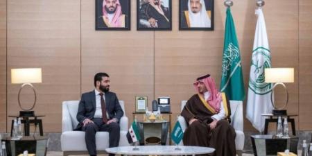 وزير الداخلية ونظيره السوري يبحثان سبل تعزيز مسارات التعاون الأمني