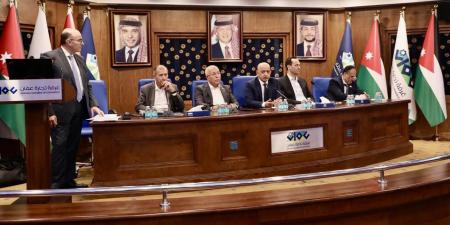 بدء الإجراءات القانونية لتحصيل حقوق التجار الأردنيين المتضررين من حريق الباخرة الصينية في دبي خلال أيام