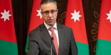 الأردن يسمح باستيراد سلع من سوريا مع تعافي الحركة التجارية البينية بين البلدين