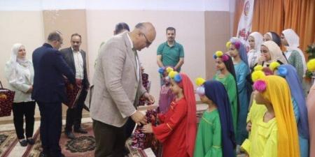 محافظ القليوبية يشارك فى رسم الفرحة بزيارة مؤسسات الايتام بمدينة قليوب