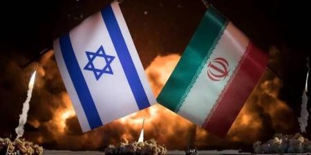 اتصال سعودي–مصري لبحث تداعيات الهجوم الإسرائيلي على إيران