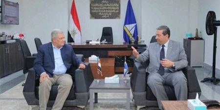 محافظ دمياط يستقبل رئيس الشركة القابضة لمياه الشرب والصرف الصحي