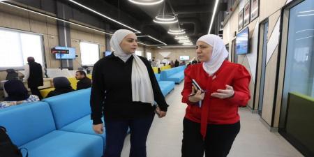"الاقتصاد الرقمي": 95.5% من المواطنين راضون عن سهولة الإجراءات في مراكز الخدمات الحكومية