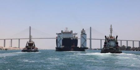 قناة السويس تشهد عبور سفينة الحاويات العملاقة CMA CGM JULES VERNE