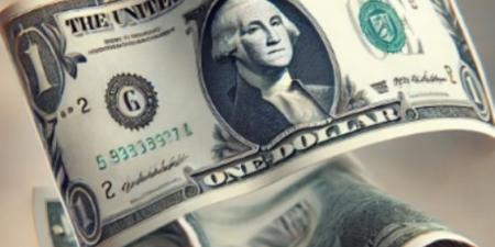 تراجع سعر الدولار اليوم مقابل الجنيه المصري.. في البنوك