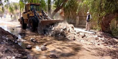 فتح طرقات وإزالة أنقاض في مدينة درعا لتسهيل حركة المواطنين