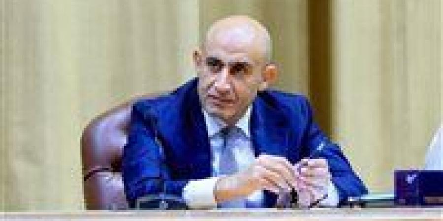 عاجل| وزيرالتربية والتعليم يعلن عن موعد تطبيق البكالوريا الجديدة