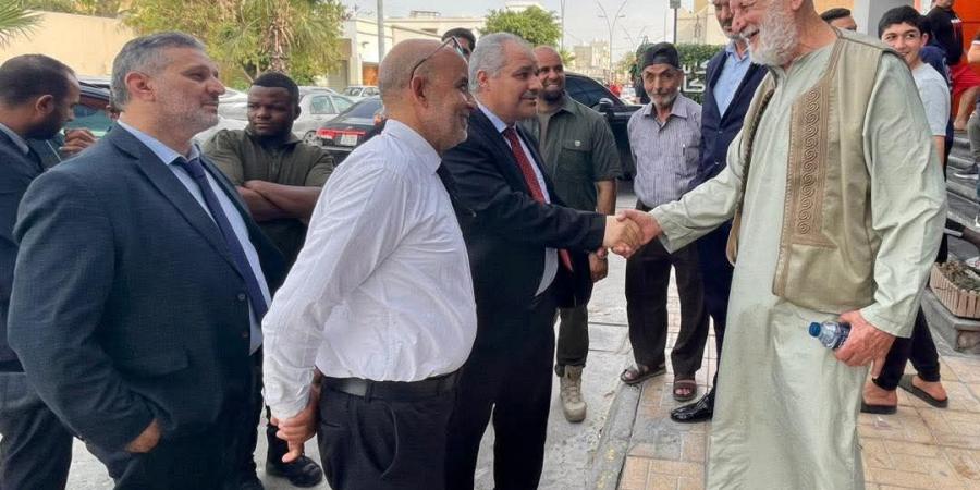 محافظ المركزي يتفقد المصارف في طرابلس لضمان السيولة قبل العيد