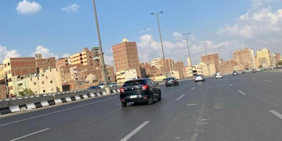 سيولة فى حركة السيارات على محاور القاهرة والجيزة فى اول ايام العيد