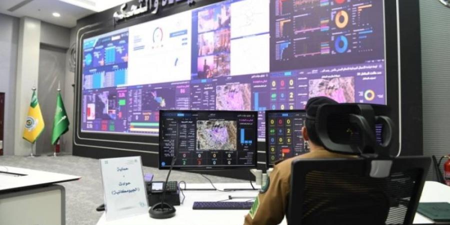 مركز القيادة والتحكّم بالدفاع المدني يتابع مؤشرات الأداء الميدانية للقوات