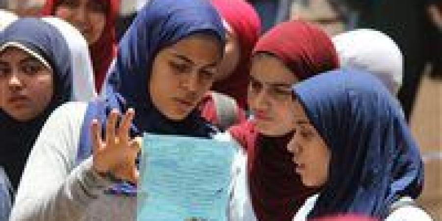 تبدا بالتربية الدينية والوطنية.. انطلاق ماراثون امتحانات الثانوية العامة 2025 الساعة التاسعة صباحًا