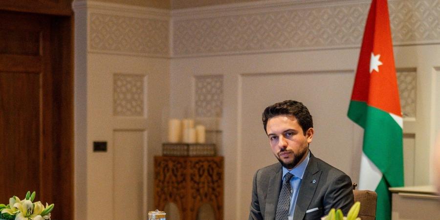 ولي العهد الأردني يؤدي اليمين الدستورية نائباً للملك
