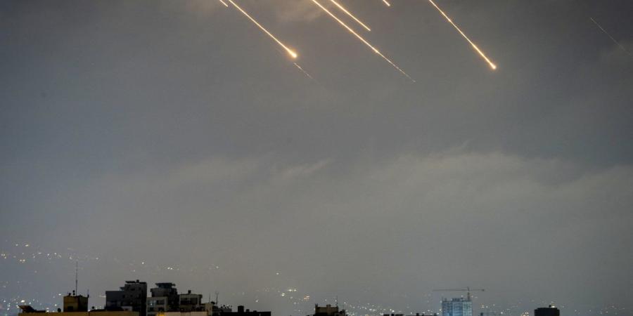 4 قتلى ونحو 90 مصابا جراء القصف الإيراني على إسرائيل