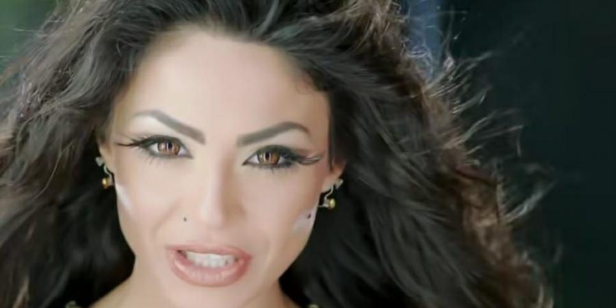 "مش هتقدر تخدعنى تانى" .. دوللى شاهين تروج لأغنيتها "ياللا ياغدار"