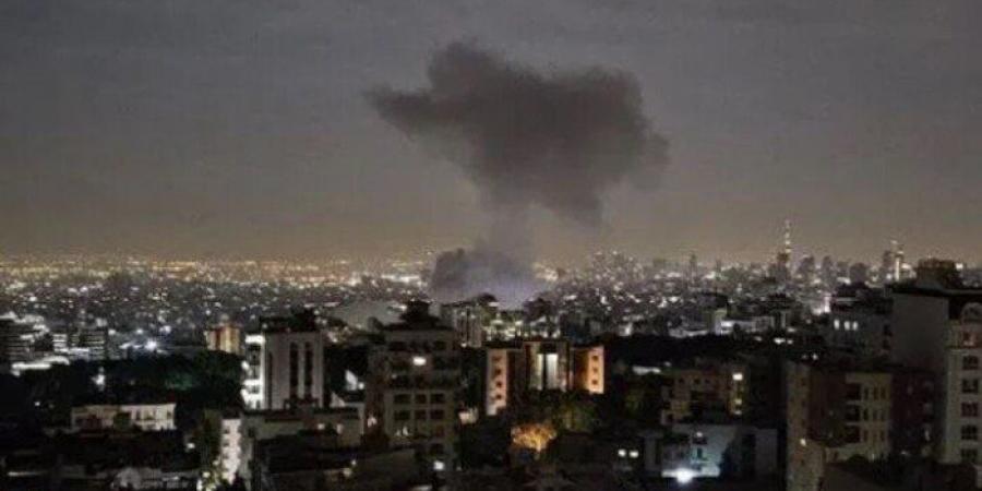 سماع دوي انفجارات قوية في طهران ومدينة كرج غربي العاصمة الإيرانية