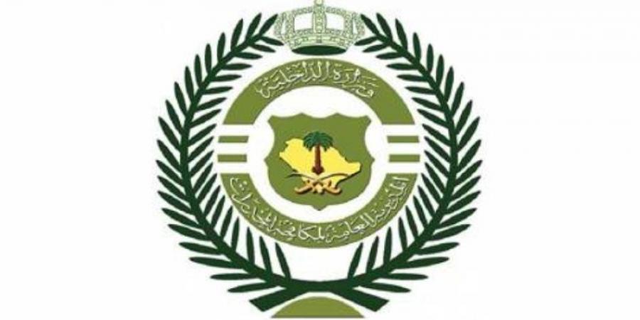 مكافحة المخدرات تقبض على 5 أشخاص في تبوك لترويجهم مادة الأفيون المخدر و8,412 قرصًا من مادة الإمفيتامين المخدر