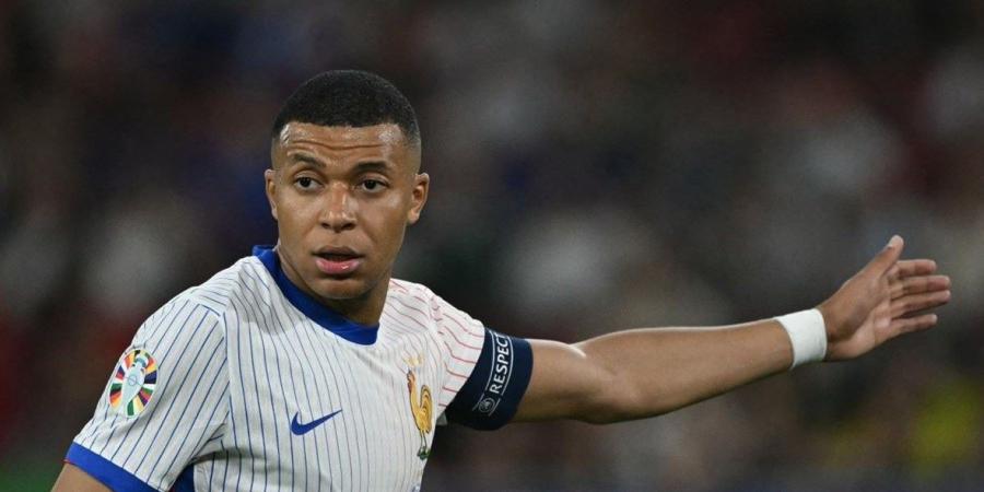 ريال مدريد: نقل مبابي الى المستشفى بسبب التهاب في المعدة