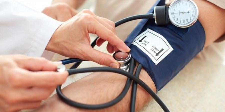 احذر هذه الأطعمة.. قد ترفع ضغط الدم دون أن تدري
