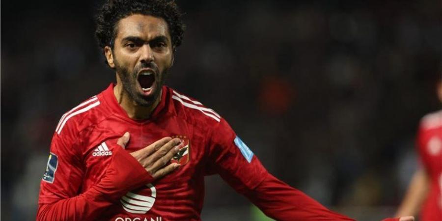 وصلته عروض خليجية .. حسين الشحات يناقش عروض الرحيل عن الأهلى بعد كأس العالم للأندية..