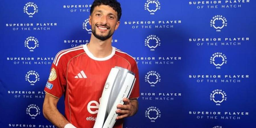 كأس العالم للأندية: وسام أبو علي يحصل على جائزة أفضل لاعب في مباراة الأهلي وبورتو