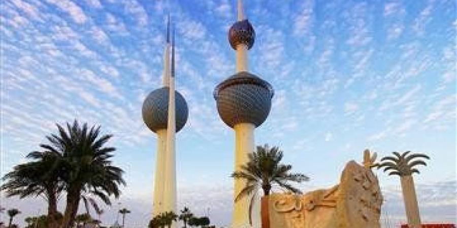 طقس الكويت.. حار والرياح مثيرة للغبار نهاراً حار ليلاً والعظمى 46 درجة