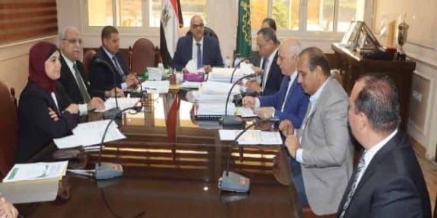 محافظ القليوبية: اختيار الكفاءات للمناصب القيادية يدعم الأداء المؤسسي