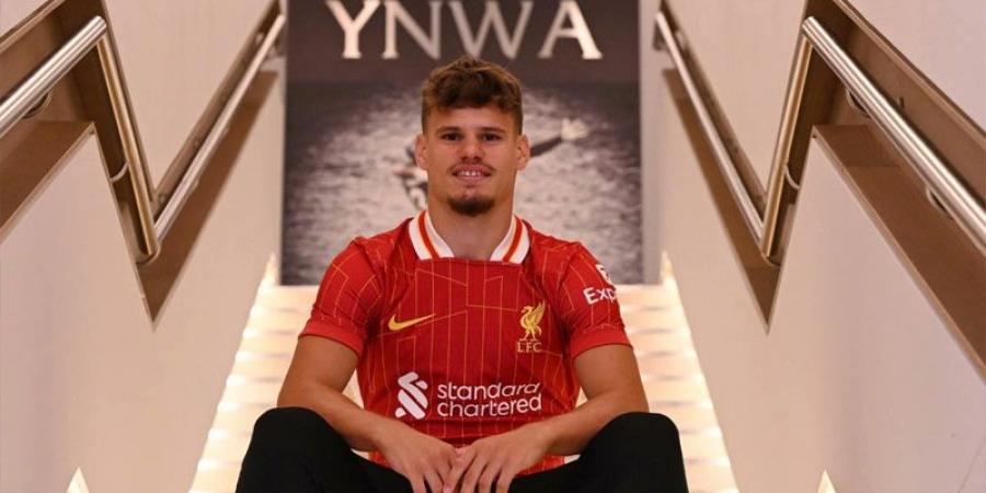 مركاتو: ليفربول يتعاقد مع المدافع كيركيز من بورنموث