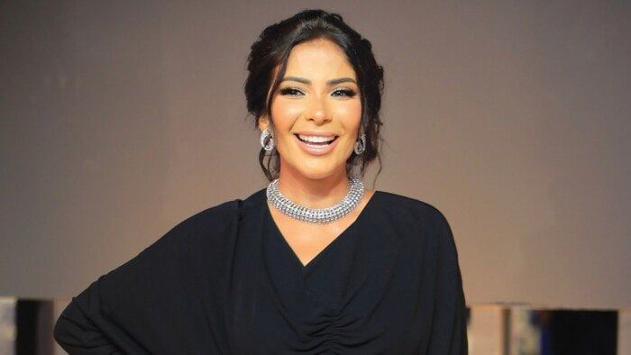 يسري نصر الله: منى زكي ممثلة كبيرة وذكية جدًا.. فيديو