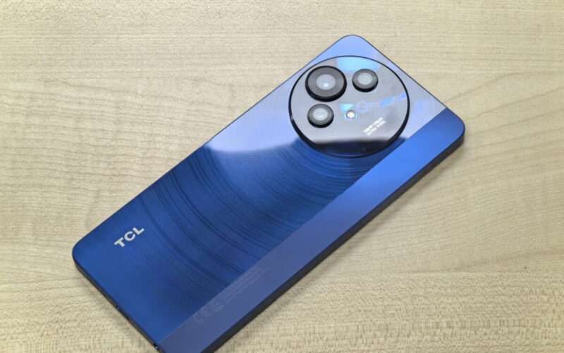 هاتف TCL الجديد 60 XE NxtPaper