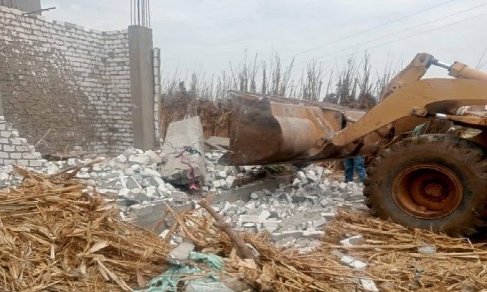 إزالة تعديات على مساحة 3896متر أراضي أملاك دولة في البحيرة