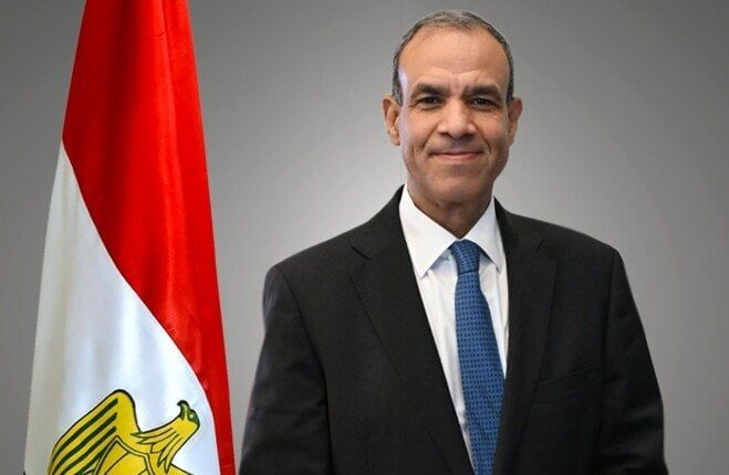 وزير الخارجية يبحث مع وزير الدولة الإماراتي المستجدات في غزة واليمن وليبيا وسوريا