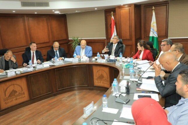 الجيزة تستعد لطرح 2130 مدفنًا جديدًا بطريق الفيوم بنظام القرعة الإلكترونية