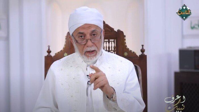 «عالم أزهري» يفجر مفاجأة عن وفاة النبي محمد ﷺ