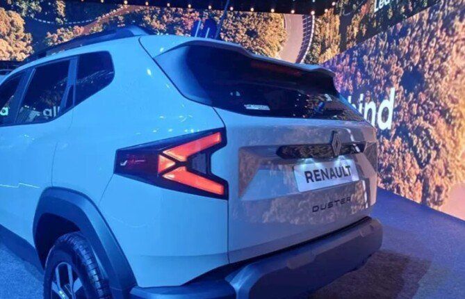 سيارة رينو داستر 2025