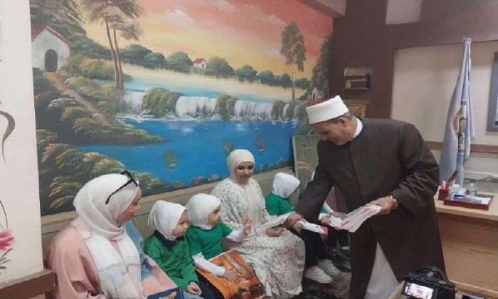 رئيس منطقة مطروح الأزهرية يتابع لجان امتحانات القراءات الشفوية الإلكترونية