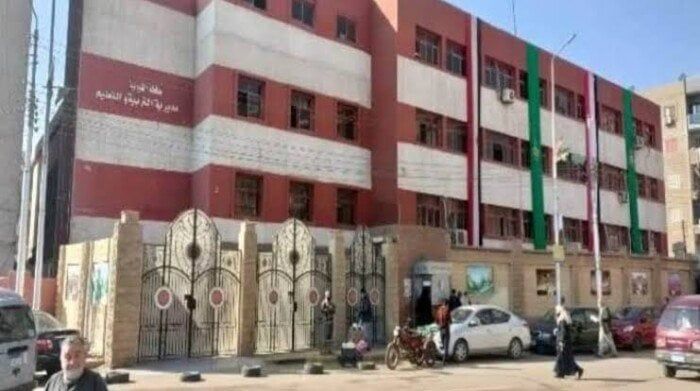 إحالة معلمة للتحقيق بعد محاولتها تصوير ورقة امتحان الرياضيات بالقليوبية