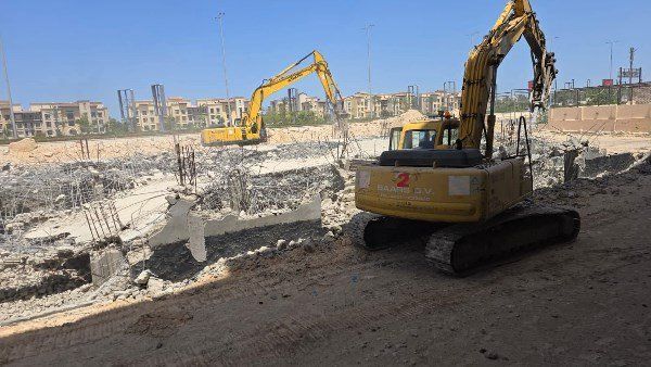 الإسكان: تنفيذ حملات إزالة لتعديات ومخالفات بناء بالساحل الشمالي الغربي
