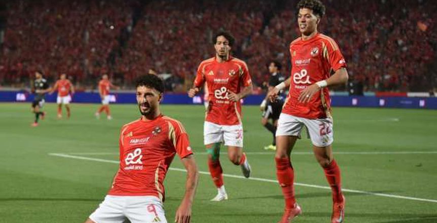 الأهلي بطلا للدوري للمرة الـ45 بعد اكتساح فاركو بنصف دستة أهداف الأهلي بطلا للدوري للمرة الـ45 بعد اكتساح فاركو بنصف دستة أهداف