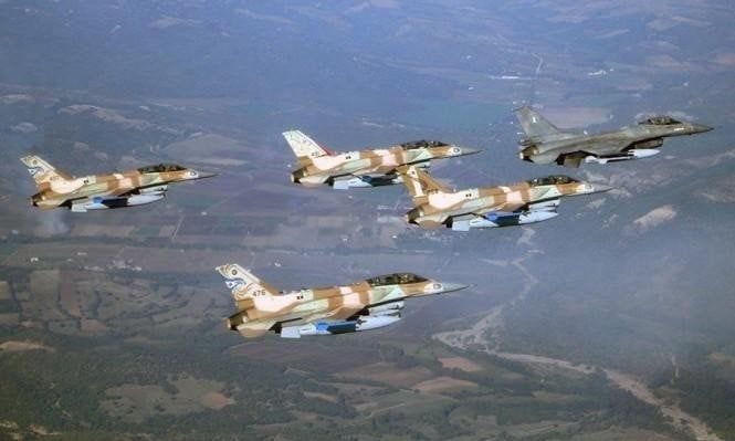 طيران الاحتلال يشن غارة على منطقة معن شرق خان يونس