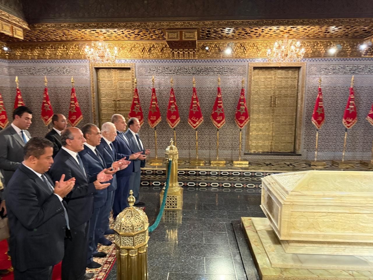 5c06d36ae4.jpg