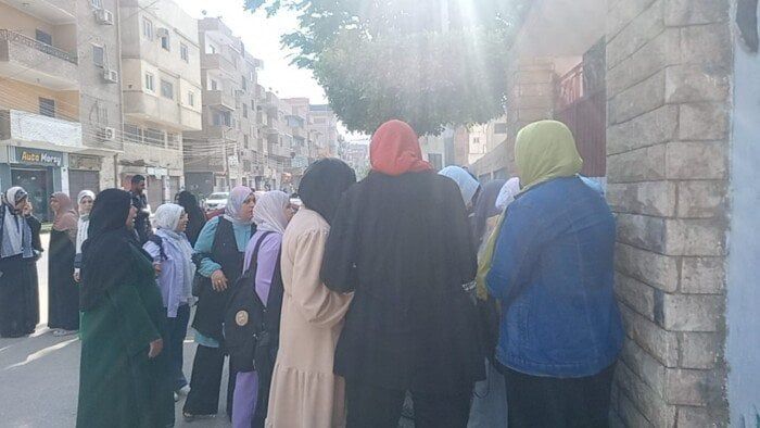 لجان الإعدادية بالمنوفية تستقبل 86 ألف طالب وطالبة لأداء امتحانى الدراسات والحاسب الآلى