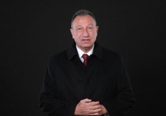 عاجل: وعكة صحية تُعيق سفر الخطيب مع بعثة الأهلي إلى مونديال الأندية