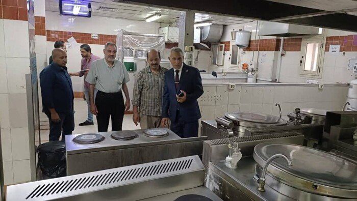 نائب مدير التأمين الصحي بالقليوبية يتفقد استعدادات المستشفيات خلال عطلة عيد الأضحى