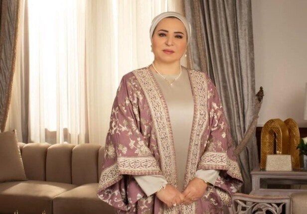 السيدة انتصار السيسي تُهنئ الأمتين العربية والإسلامية بعيد الأضحى