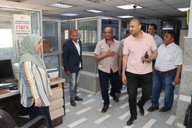 سكرتير بني سويف يتفقد سير العمل بالوحدات المحلية خلال أجازة العيد