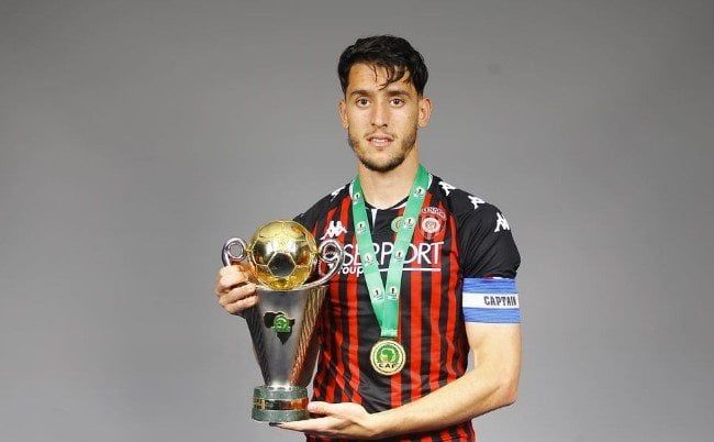 الزمالك يكثف مفاوضاته لضم المدافع الجزائري زين الدين بلعيد