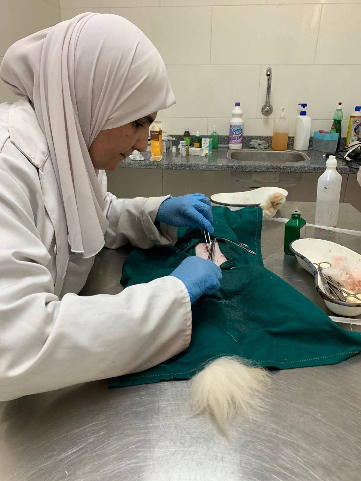 أثناء إجراء عملية الولادة