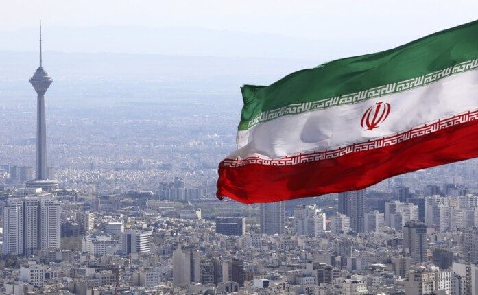طهران تبلغ رسميًا فرنسا وبريطانيا وأمريكا بعزمها شن هجمات واسعة النطاق ضد إسرائيل