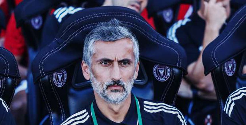 ريبيرو يطلب ضم لاعب جديد للأهلي بعد كأس العالم للأندية (خاص) ريبيرو يطلب ضم لاعب جديد للأهلي بعد كأس العالم للأندية (خاص)