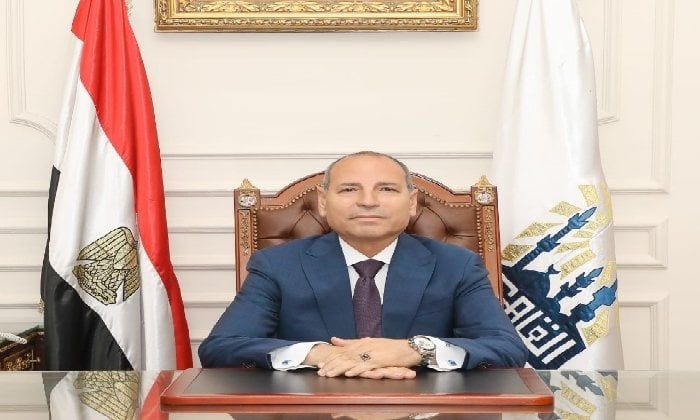 محافظ القاهرة يوجه بتسكين الأسر المتضررة فى حادث انهيار عقارين بحدائق القبة